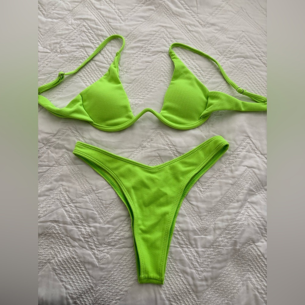 Neon Green Ribbed Triangle Bikini Top - Picture 2 of 3